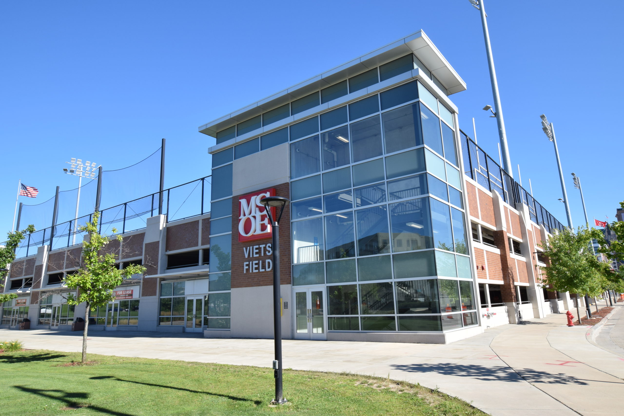 Milwaukee School of Engineering Viets Field Parking Garage | structural ...