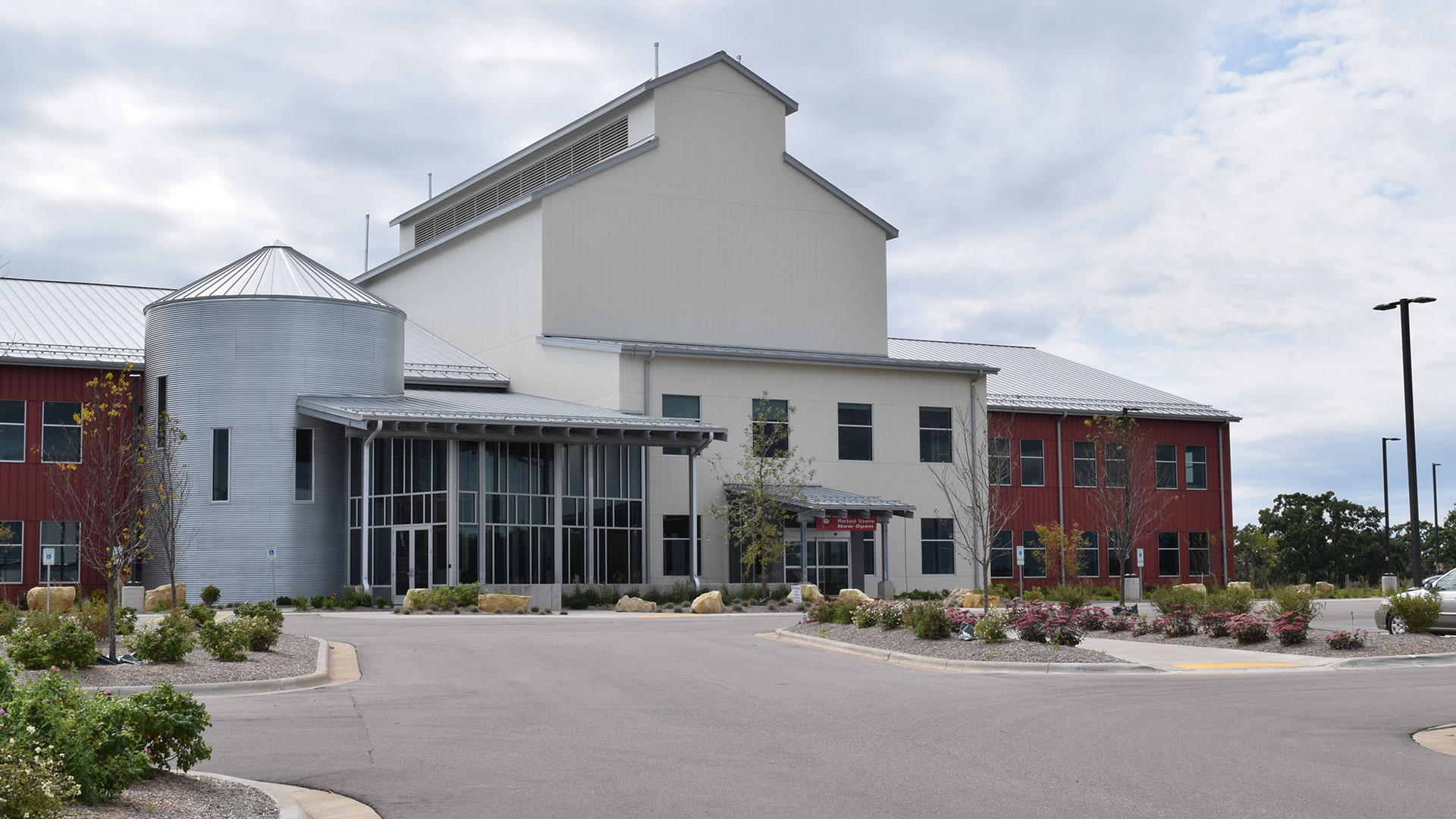 Organic Valley Cashton Office Building2 raSmith