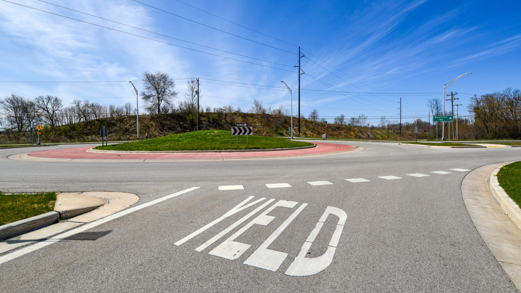 WIS 142, McCanna Parkway Roundabout Traffic Yield