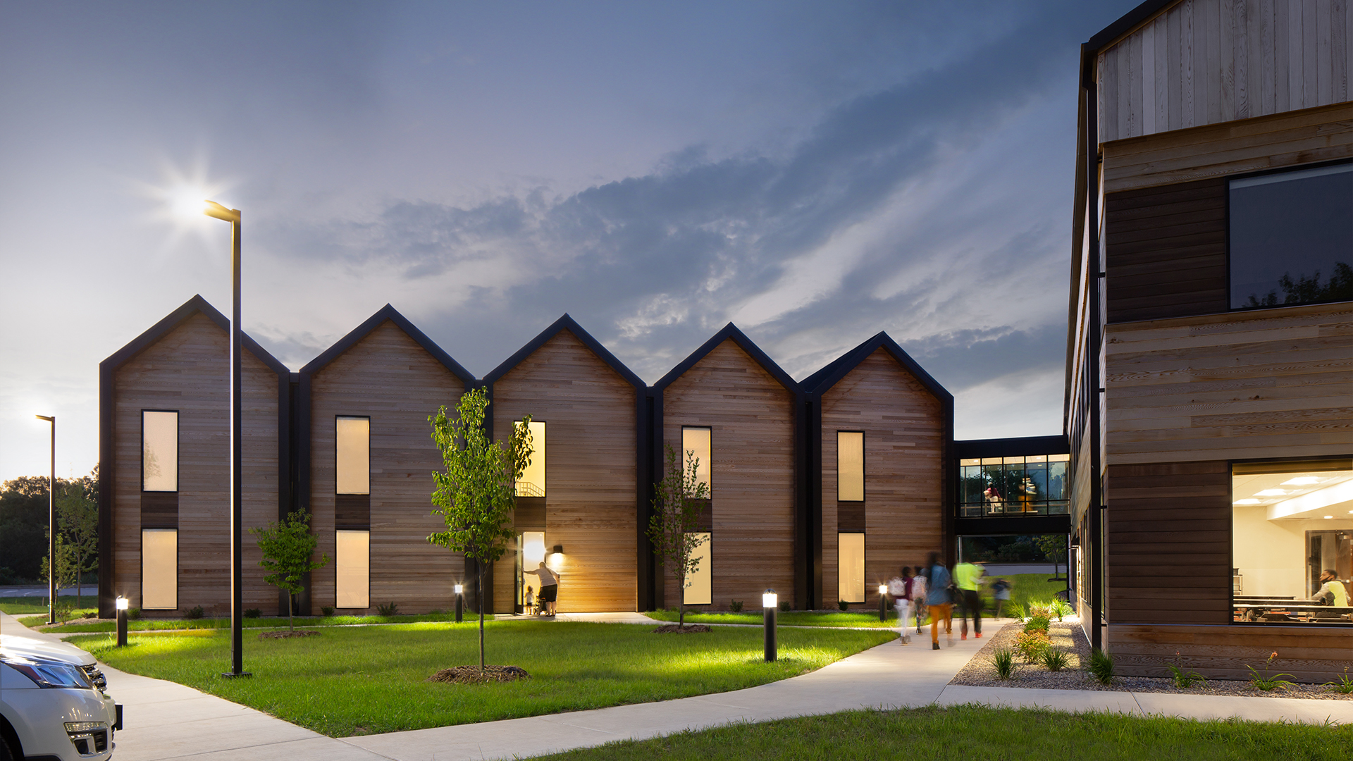 Freedom House in Green Bay, WI Receives 2021 U.S. Wood Design Award raSmith